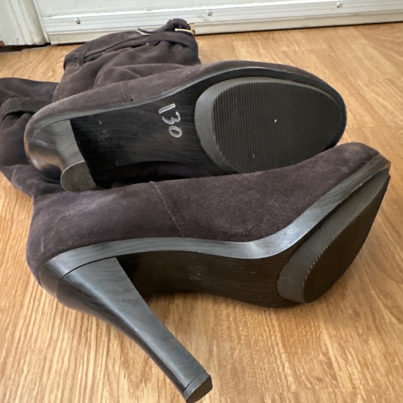 Michael Kors Leather boots - Picture 2 of 3